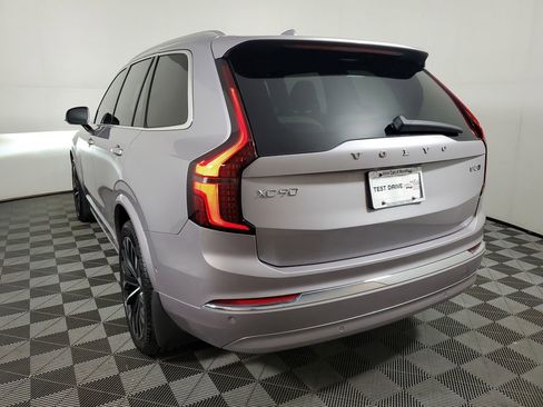 Certified 2026 Volvo XC90 B5 Plus w/ Protection Package AWD/4WD image 6