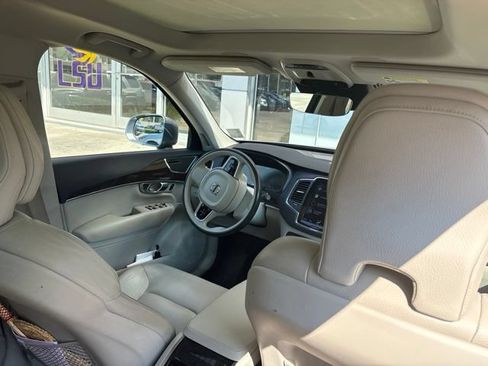 Used 2019 Volvo XC90 T6 Momentum AWD/4WD image 23