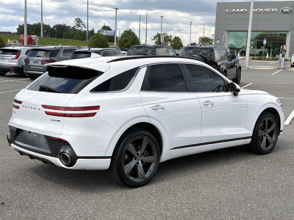 Used 2022 Genesis GV70 3.5T Sport w/ Sport Prestige Package AWD/4WD image 5