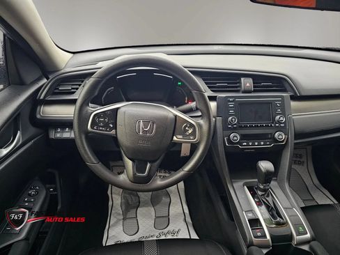 Used 2020 Honda Civic LX image 17