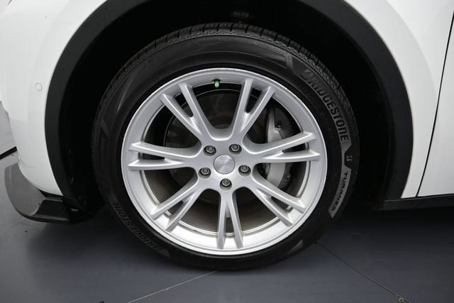 Used 2022 Tesla Model Y Long Range AWD/4WD image 9