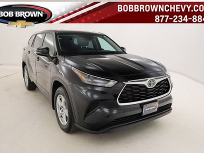 Used 2023 Toyota Highlander L