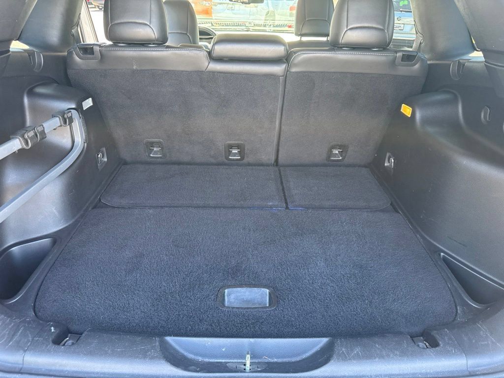 Used 2016 Jeep Cherokee Limited AWD/4WD image 14
