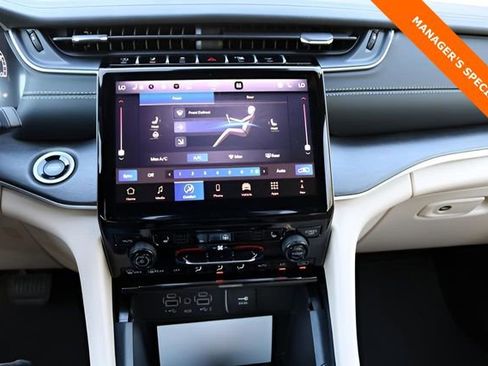 New 2025 Jeep Grand Cherokee L Limited image 22