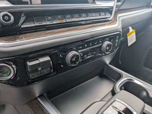 New 2026 Chevrolet Silverado 1500 LT image 22