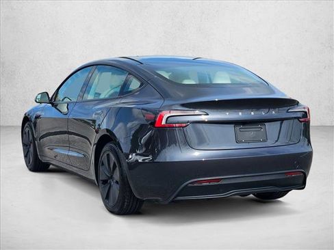 Used 2025 Tesla Model 3 Long Range RWD image 8