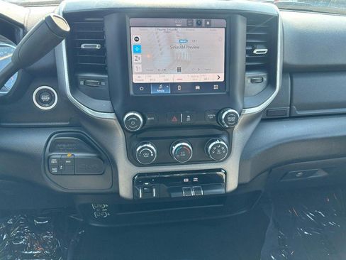 Used 2024 RAM 3500 Big Horn AWD/4WD image 16