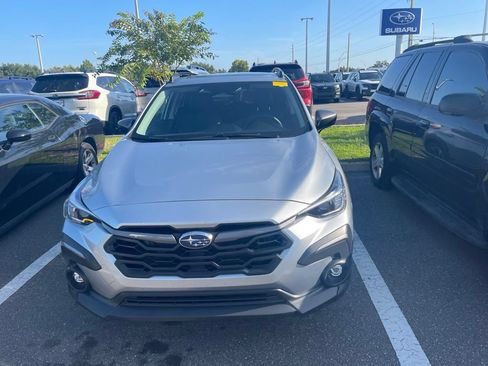 Used 2025 Subaru Crosstrek 2.5i Limited AWD/4WD image 2