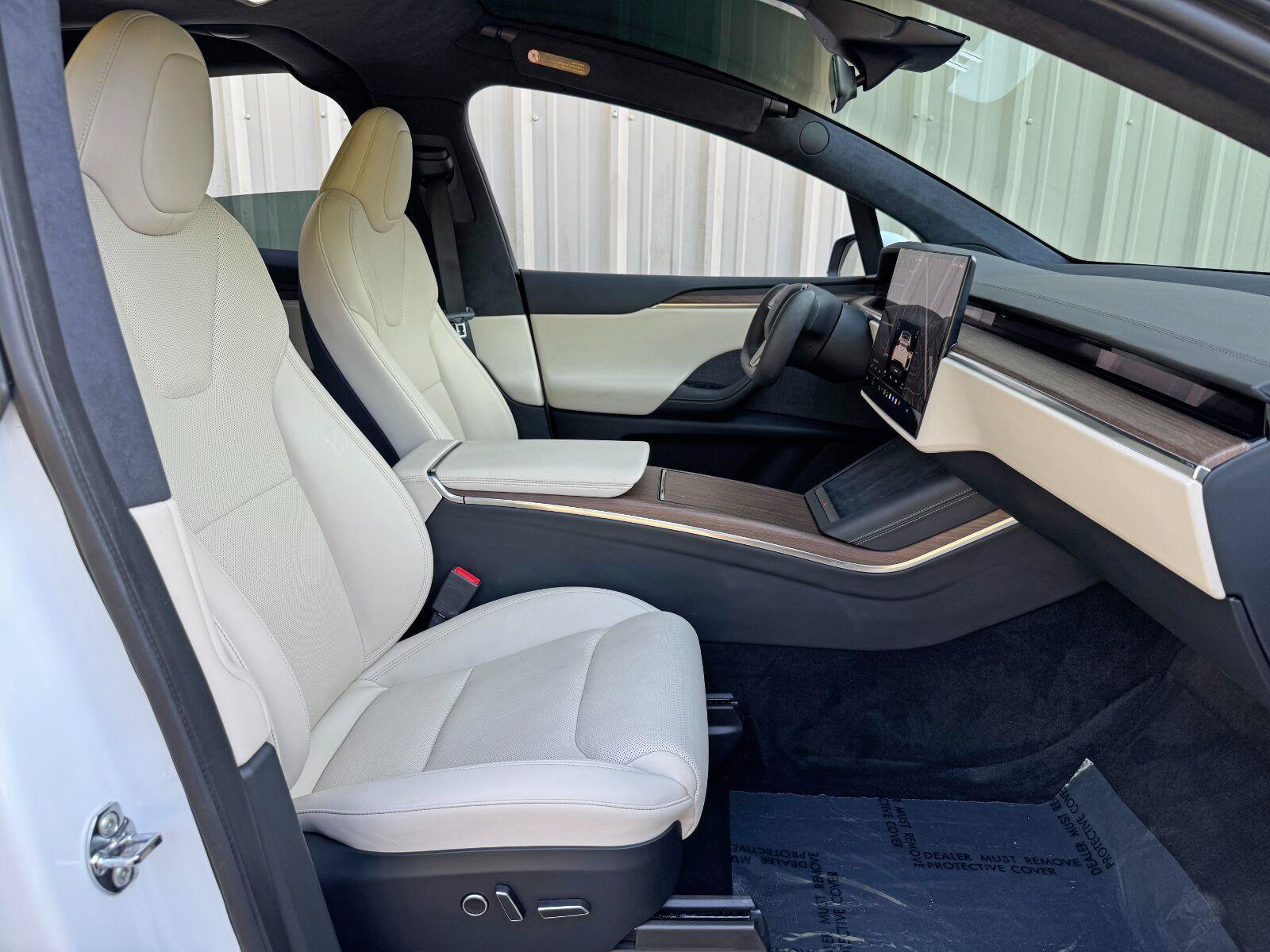 Used 2022 Tesla Model X AWD/4WD image 15