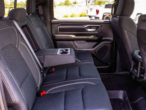 Used 2025 RAM 1500 Big Horn AWD/4WD image 35