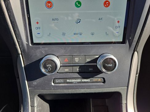 Certified 2022 Ford Edge SEL image 20