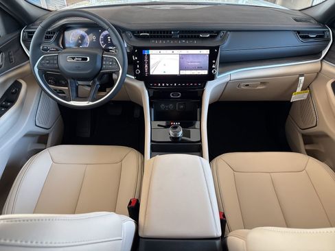 New 2026 Jeep Grand Cherokee L Limited RWD image 25