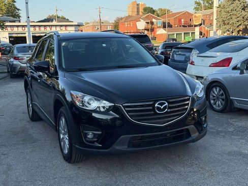 Used 2016 MAZDA CX-5 Touring image 3