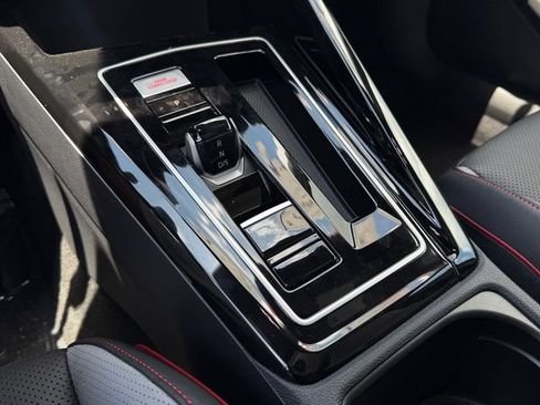New 2026 Volkswagen GTI SE FWD image 21