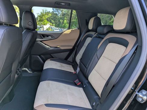 Used 2026 Chevrolet Equinox ACTIV AWD/4WD image 15