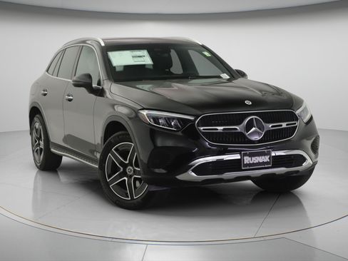 New 2026 Mercedes-Benz GLC 300 4MATIC image 13