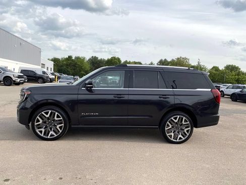 Used 2026 Ford Expedition Platinum w/ Platinum Ultimate Package AWD/4WD image 7