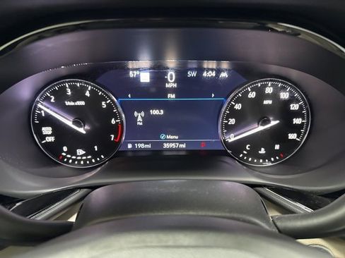 Used 2023 Buick Envision Avenir image 18