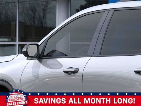 New 2026 Chevrolet Traverse Z71 w/ Enhanced Driving Package image 12