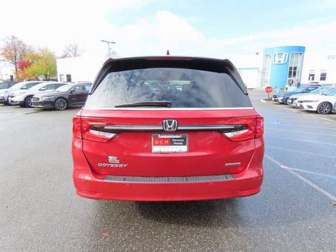 Certified 2023 Honda Odyssey Touring image 5