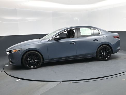 Used 2025 MAZDA MAZDA3 s image 3