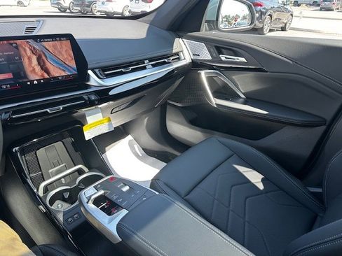 New 2025 BMW X1 xDrive28i w/ Premium Package image 25