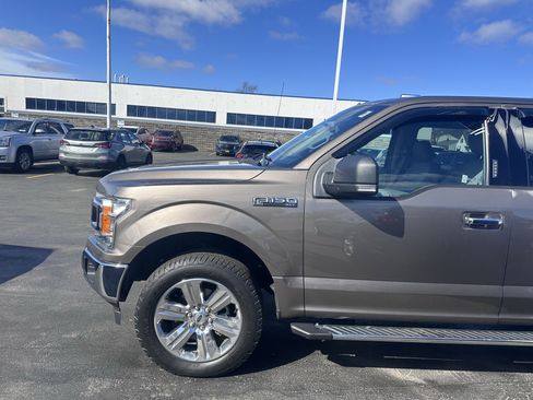 Used 2020 Ford F150 XLT w/ Equipment Group 302A Luxury image 4