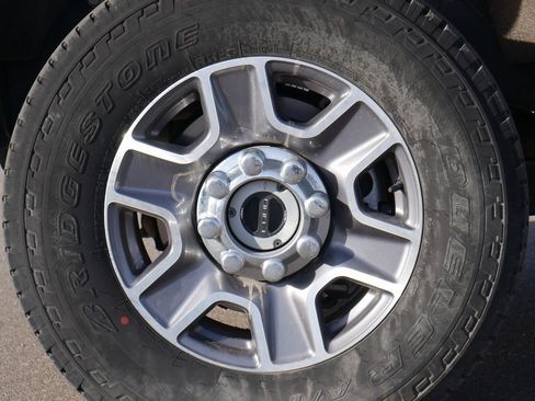 Used 2023 Ford F250 Lariat image 16