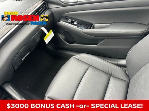 New 2025 Nissan Altima 2.5 SL image 26