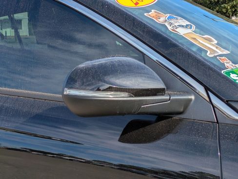 Used 2024 Buick Envista Preferred w/ Advanced Safety Package image 12