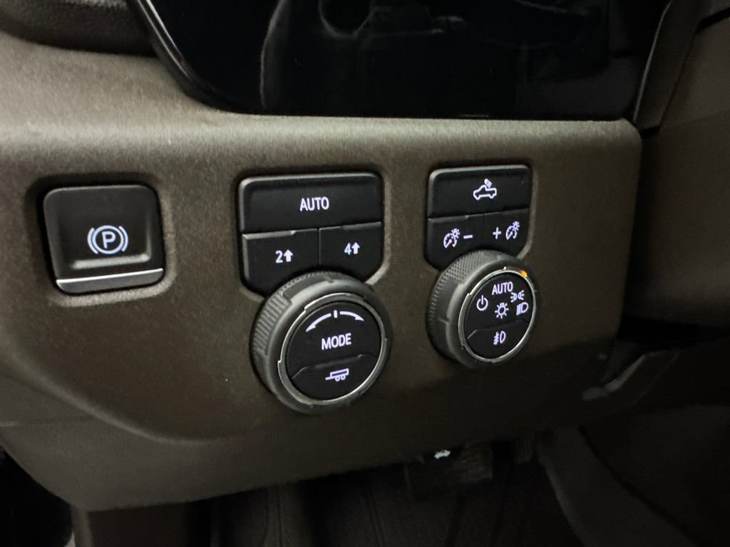 Used 2023 Chevrolet Silverado 1500 RST w/ Convenience Package II AWD/4WD image 22