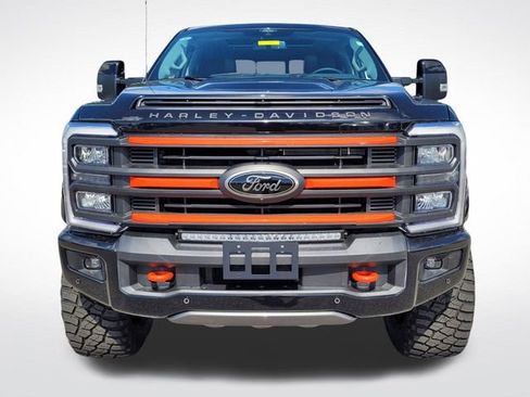 New 2026 Ford F250 Lariat w/ Black Appearance Package image 2