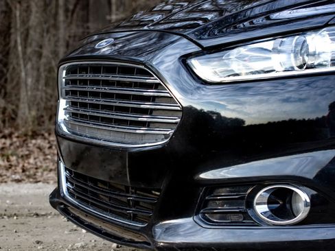 Used 2016 Ford Fusion Titanium image 10