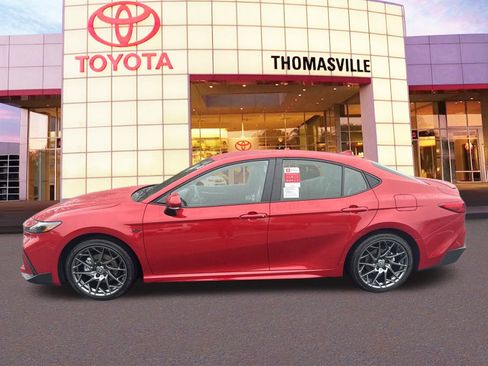 New 2025 Toyota Camry SE w/ Convenience Package FWD image 8