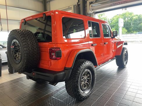Used 2023 Jeep Wrangler Unlimited Rubicon 392 w/ Dual Top Group AWD/4WD image 19