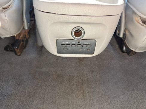 Used 2004 Ford Excursion 4WD image 26