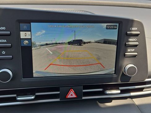 New 2026 Hyundai Elantra SE FWD image 11