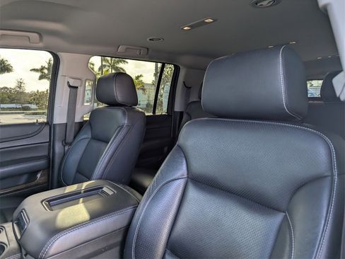 Used 2020 Chevrolet Suburban LS image 23