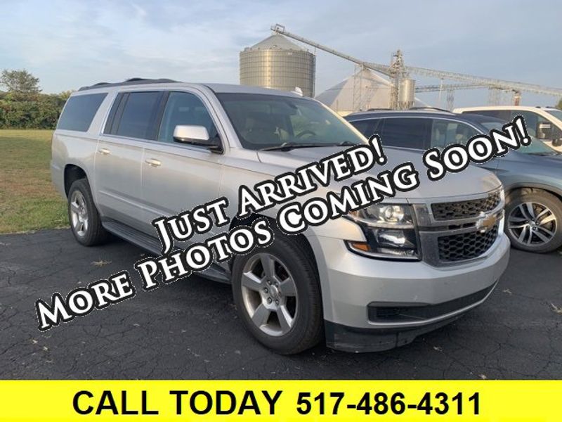 Used 2018 Chevrolet Suburban LS w/ All-Season Package image 1