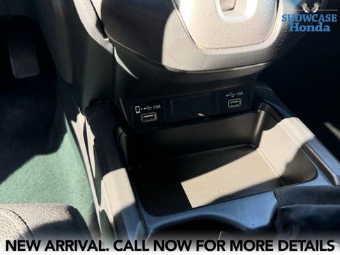 Used 2021 Honda CR-V Special Edition image 11