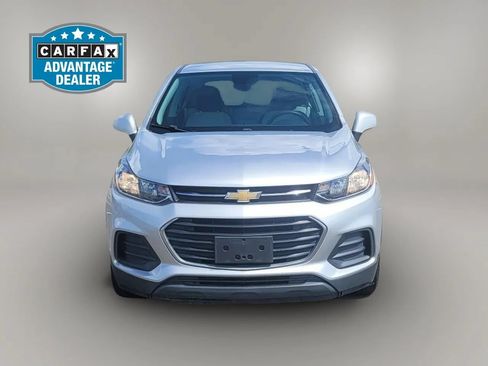 Used 2019 Chevrolet Trax LS FWD image 2