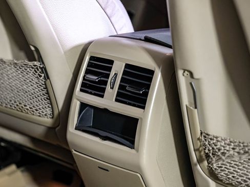 Used 2015 Mercedes-Benz GL 320 BlueTEC 4MATIC image 42