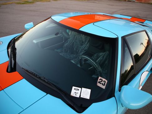 Used 2006 Ford GT image 22