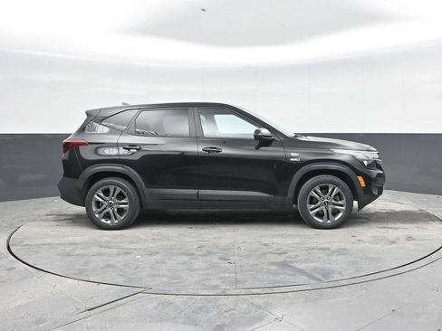 Used 2021 Kia Seltos LX AWD/4WD image 9