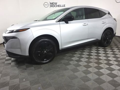 Used 2025 Nissan Murano SV image 4