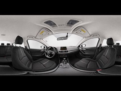 Used 2017 MAZDA MAZDA3 Sport w/ Preferred Equipment Package FWD image 9