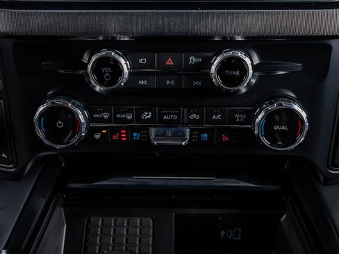 Used 2026 Ford F250 Platinum image 27