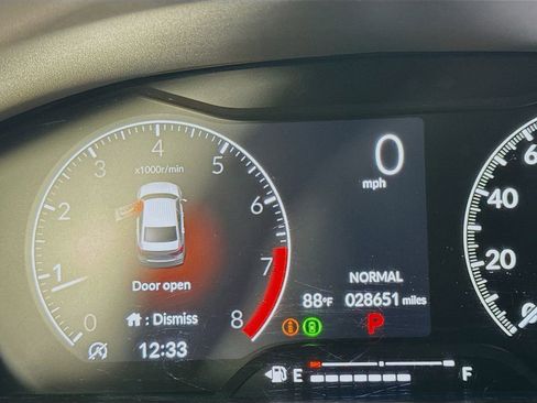 Used 2023 Honda Civic Sport image 15
