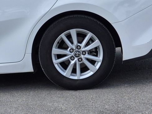 Used 2025 Toyota Camry LE FWD image 22