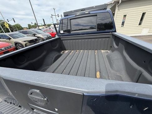 Used 2010 Nissan Titan PRO-4X AWD/4WD image 17